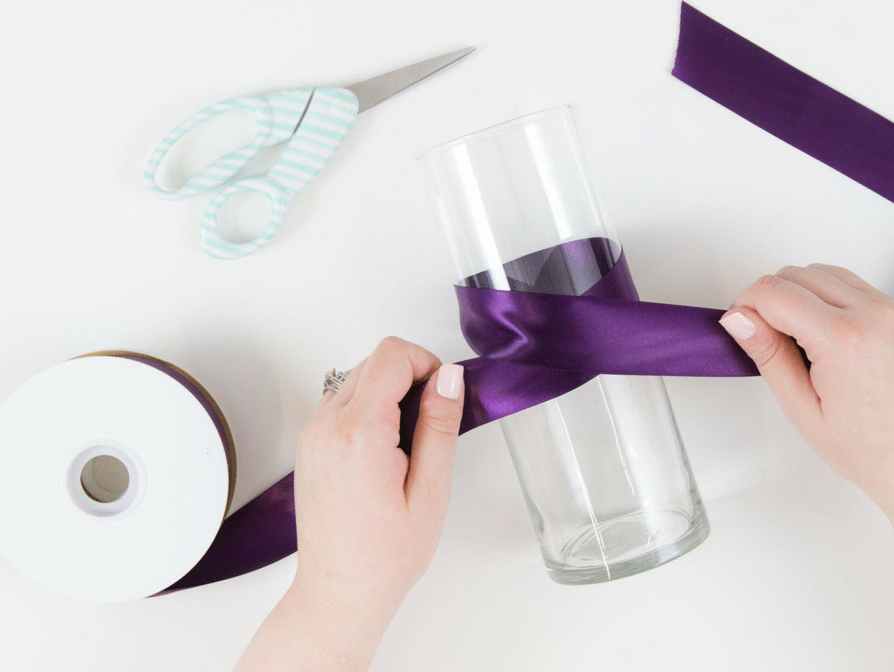 DIY Ribbon Wrapped Wedding Centerpiece | Fun365